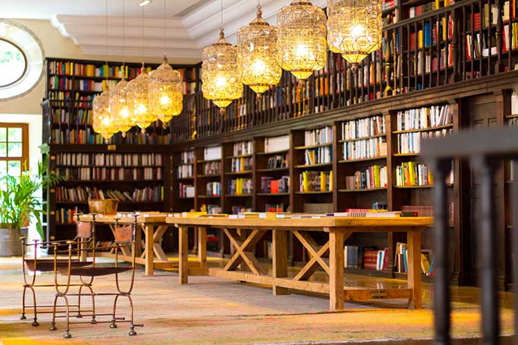 beautiful-library-monastery-corias-1